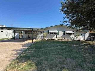 2313 NW 30th St, Lawton, OK 73505