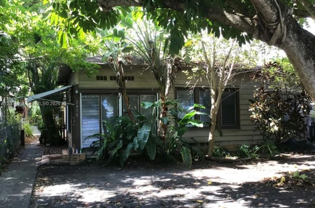 2430 SW 25th Ter, Miami, FL 33133