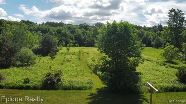 1966 Mayer Road, Kimball, MI 48074