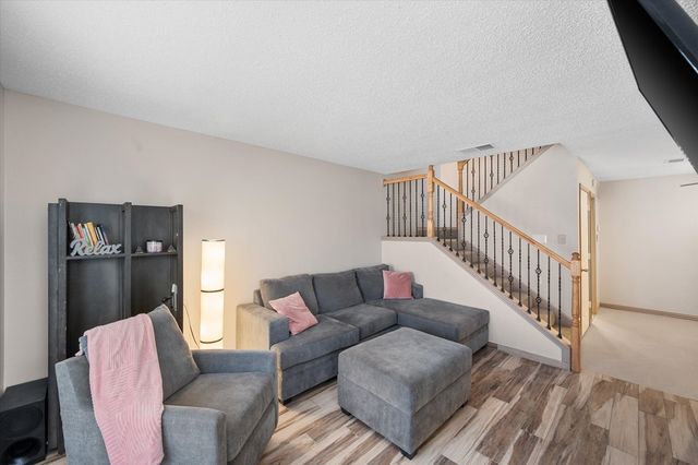 1420 Meadowood Village, Fort Worth, TX 76120