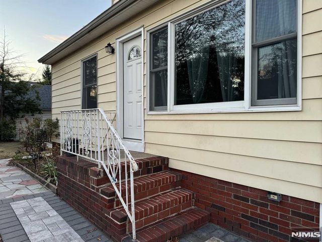 143 W 2nd Street 1, Clifton, NJ 07011