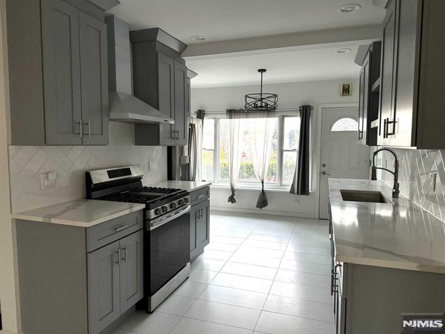 143 W 2nd Street 1, Clifton, NJ 07011