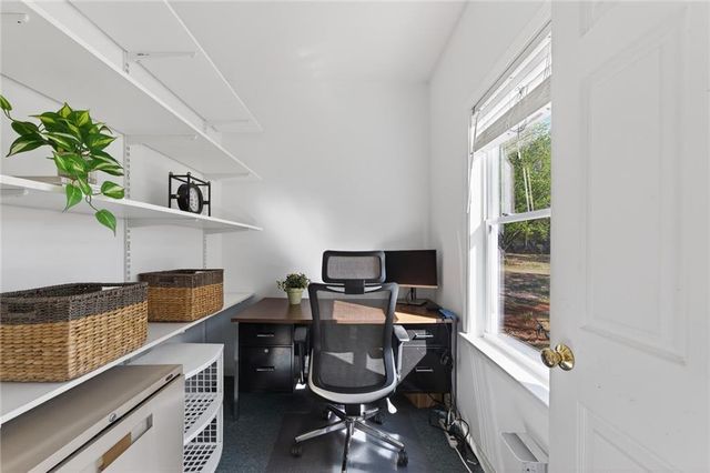 555 Hembree Grove Ovrlk, Roswell, GA 30076