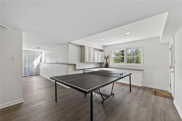 555 Hembree Grove Ovrlk, Roswell, GA 30076