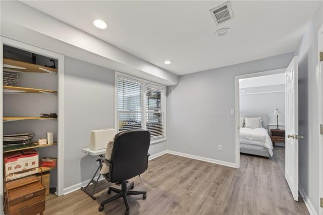 555 Hembree Grove Ovrlk, Roswell, GA 30076