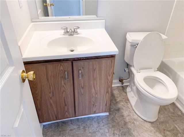 523 Abbot Muse, Virginia Beach, VA 23452