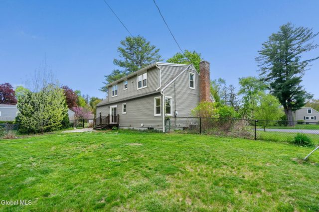 14 Wheeler Drive, Glenville, NY 12019