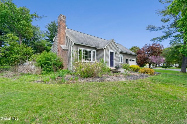 14 Wheeler Drive, Glenville, NY 12019