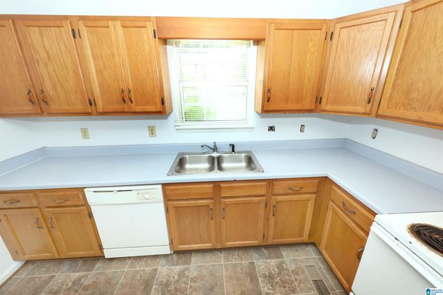 5804 WOODGATE CIRCLE, Anniston, AL 36206
