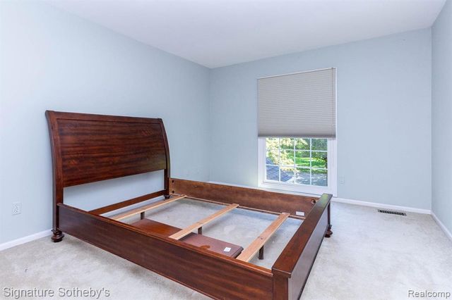 7250 Aaronway Drive, West Bloomfield, MI 48324