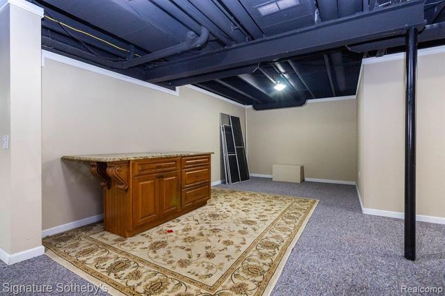 7250 Aaronway Drive, West Bloomfield, MI 48324