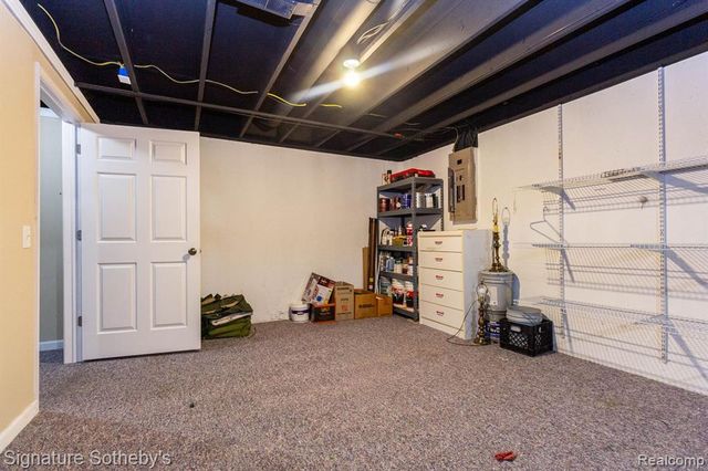 7250 Aaronway Drive, West Bloomfield, MI 48324