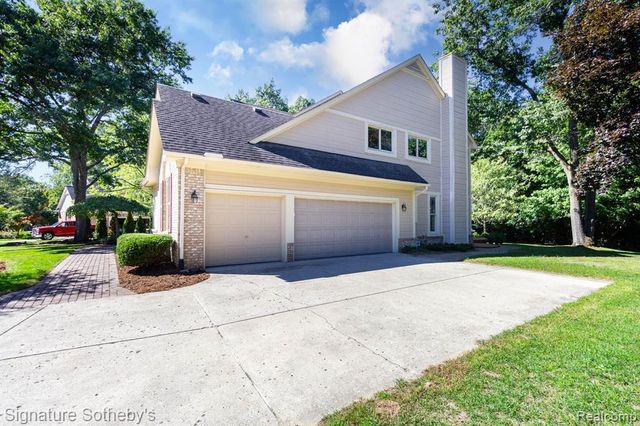 7250 Aaronway Drive, West Bloomfield, MI 48324