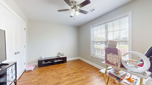 2564 Saddleback Drive B, Winterville, NC 28590