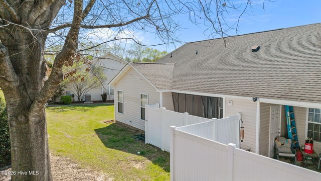 2564 Saddleback Drive B, Winterville, NC 28590