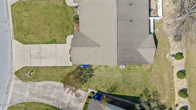 2564 Saddleback Drive B, Winterville, NC 28590