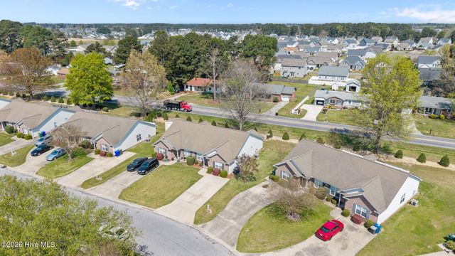 2564 Saddleback Drive B, Winterville, NC 28590