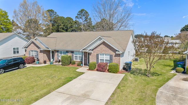 2564 Saddleback Drive B, Winterville, NC 28590