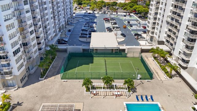 18021 Biscayne Blvd 1102, Aventura, FL 33160