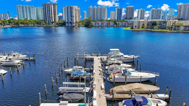 18021 Biscayne Blvd 1102, Aventura, FL 33160