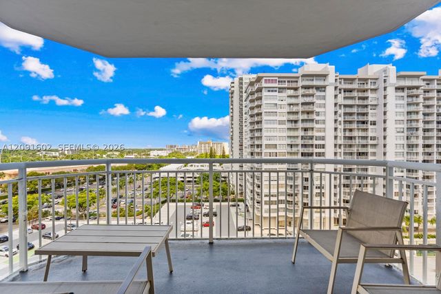 18021 Biscayne Blvd 1102, Aventura, FL 33160