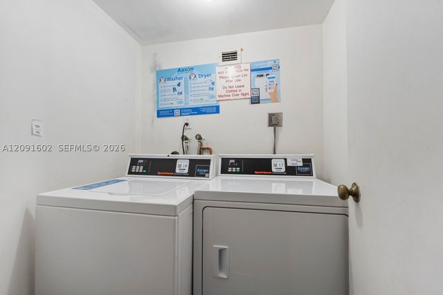 18021 Biscayne Blvd 1102, Aventura, FL 33160