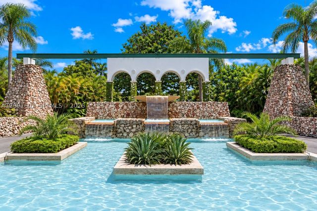 18021 Biscayne Blvd 1102, Aventura, FL 33160