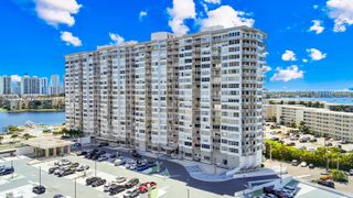 18021 Biscayne Blvd 1102, Aventura, FL 33160