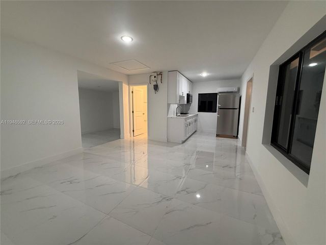 450 Beacom Blvd C, Miami, FL 33135