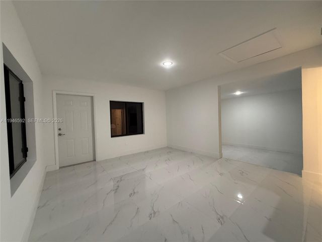 450 Beacom Blvd C, Miami, FL 33135