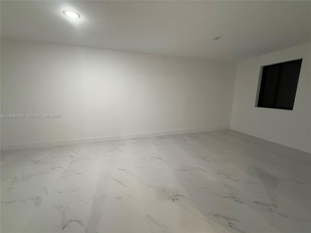 450 Beacom Blvd C, Miami, FL 33135