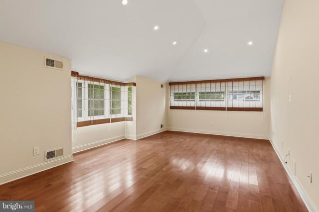 204 PRIMROSE ST, Chevy Chase, MD 20815
