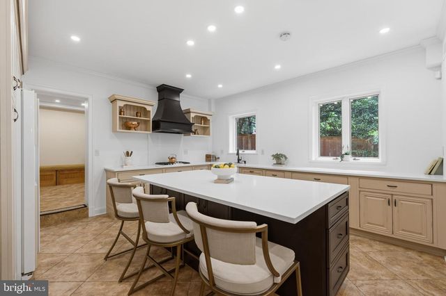 204 PRIMROSE ST, Chevy Chase, MD 20815