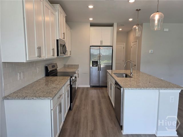 27 Ashmont Street, Savannah, GA 31407