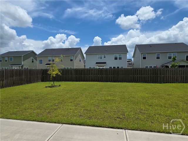 27 Ashmont Street, Savannah, GA 31407
