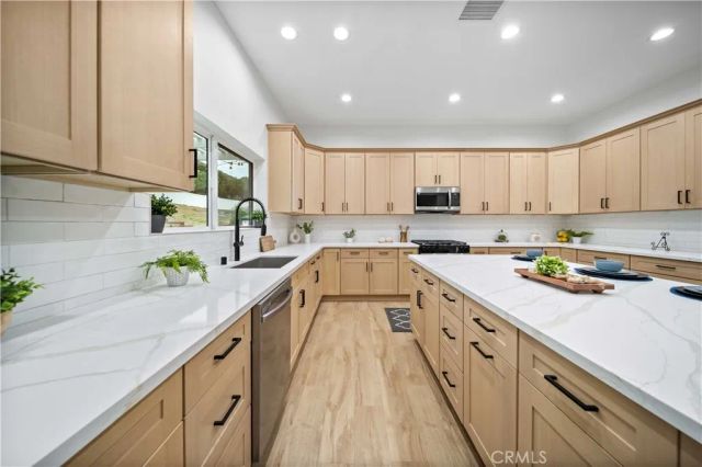 33344 Rose Avenue, Acton, CA 93510