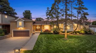 22461 Benjamin Street, St. Clair Shores, MI 48081