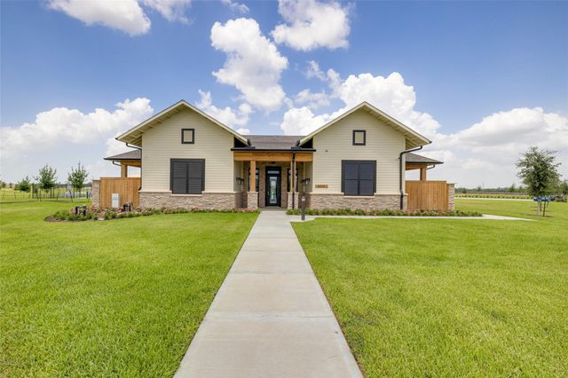 5131 Red Drum Drive, Baytown, TX 77521