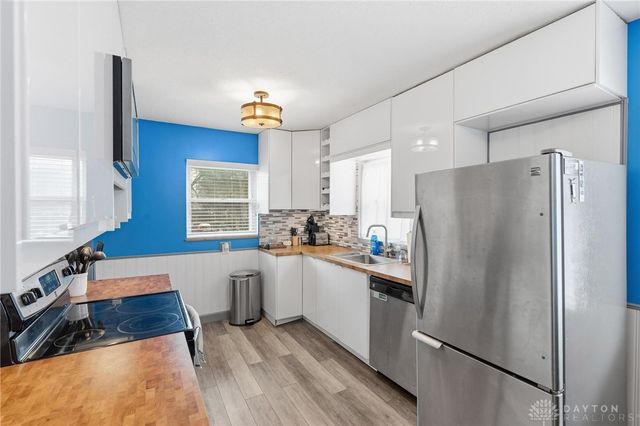 516 Oakview Drive, Dayton, OH 45429