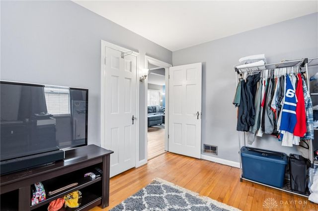 516 Oakview Drive, Dayton, OH 45429