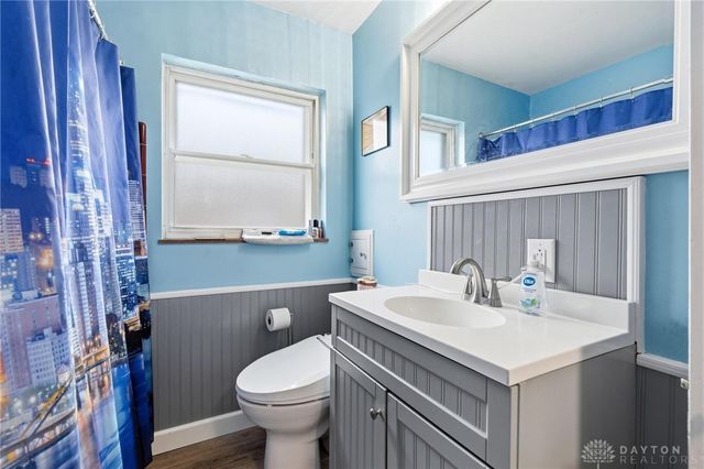 516 Oakview Drive, Dayton, OH 45429