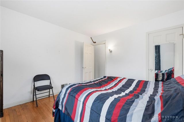 516 Oakview Drive, Dayton, OH 45429