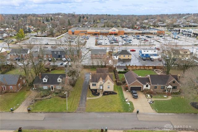 516 Oakview Drive, Dayton, OH 45429