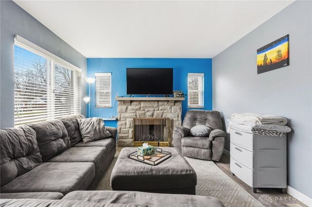 516 Oakview Drive, Dayton, OH 45429