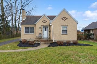516 Oakview Drive, Dayton, OH 45429