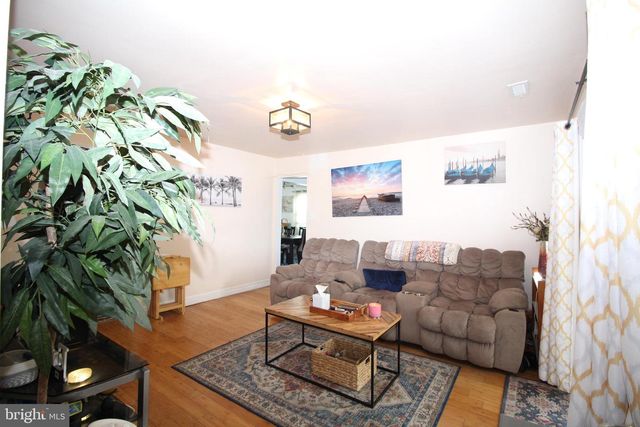 3727 WINDSOR DR, Bensalem, PA 19020