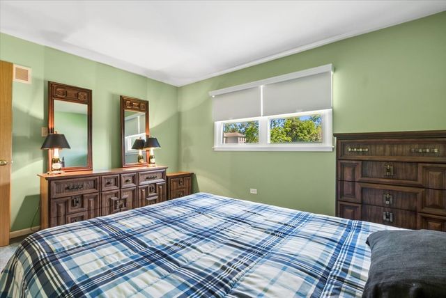 4919 153rd Street, Oak Forest, IL 60452
