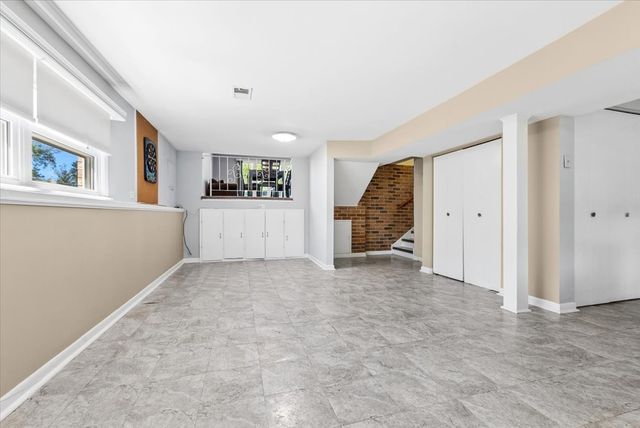 4919 153rd Street, Oak Forest, IL 60452