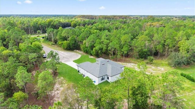 840 GUINNE LN, Lehigh Acres, FL 33974