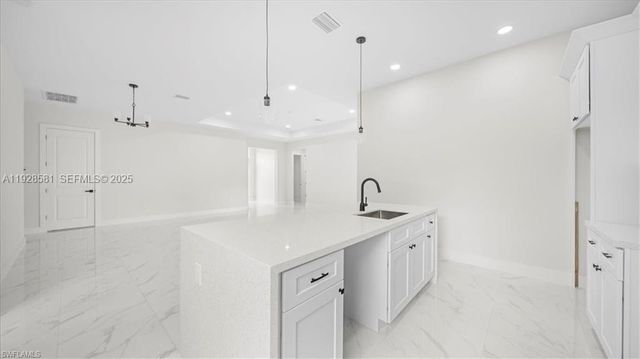 840 GUINNE LN, Lehigh Acres, FL 33974